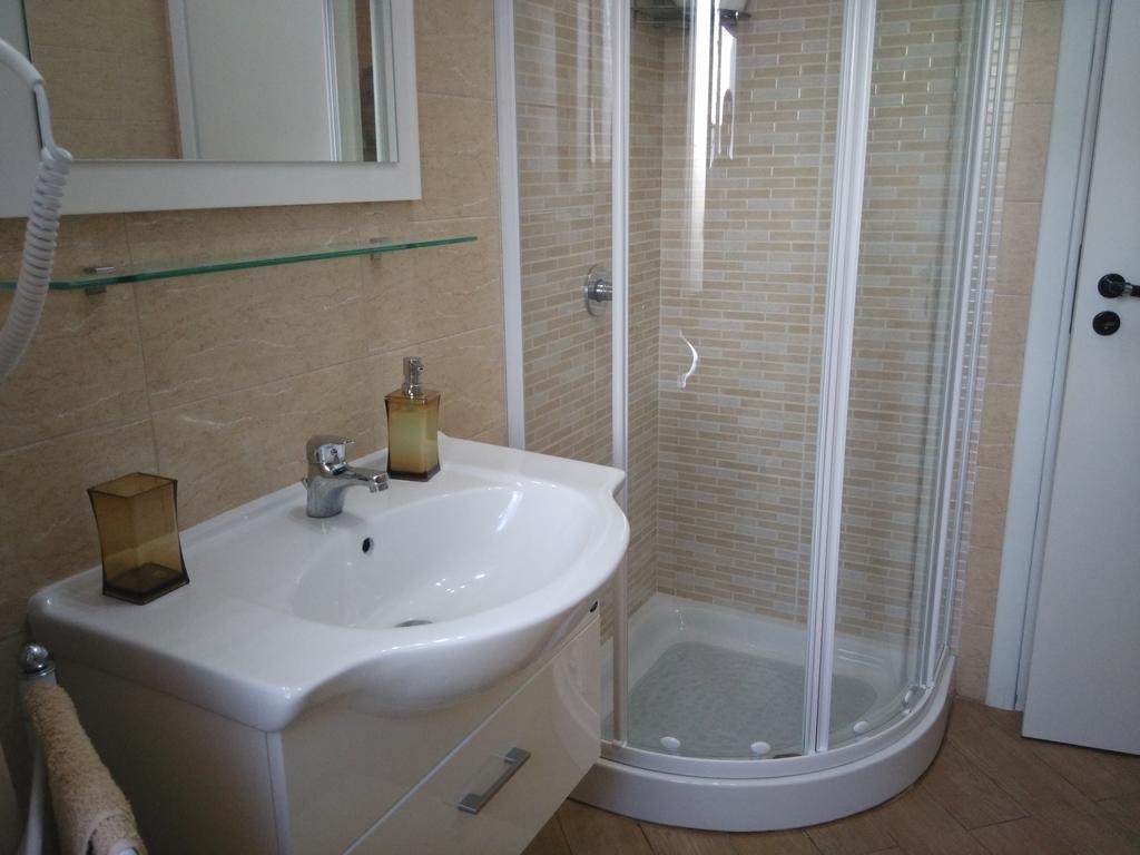 L'Oasi Del Porto Bed and Breakfast Trapani Buitenkant foto